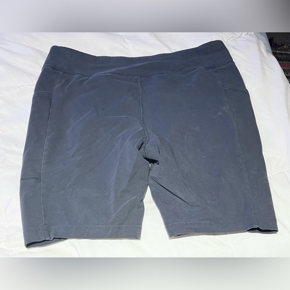 🌞 Bundle 3/$12 Terra & Sky Women's Gray Bike Shorts - Picture 4 of 4